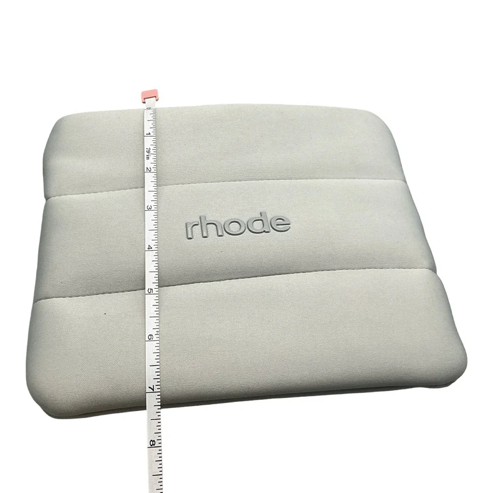 RHODE skin gray